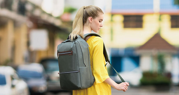 女朋友下边粉嫩粉嫩的