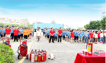 女朋友下边粉嫩粉嫩的