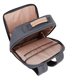 女朋友下边粉嫩粉嫩的