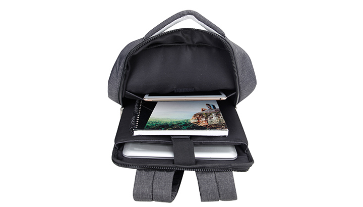 女朋友下边粉嫩粉嫩的