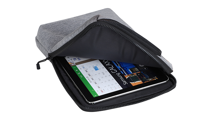 女朋友下边粉嫩粉嫩的