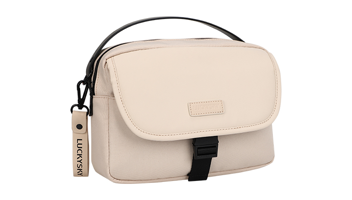 女朋友下边粉嫩粉嫩的