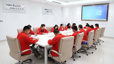 女朋友下边粉嫩粉嫩的