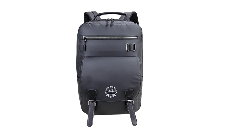 女朋友下边粉嫩粉嫩的