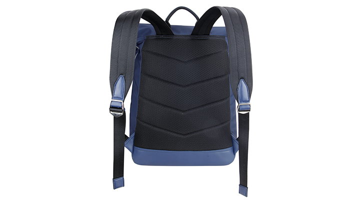 女朋友下边粉嫩粉嫩的