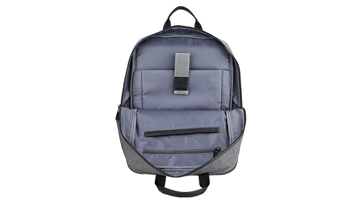 女朋友下边粉嫩粉嫩的