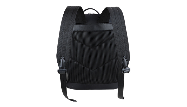 女朋友下边粉嫩粉嫩的