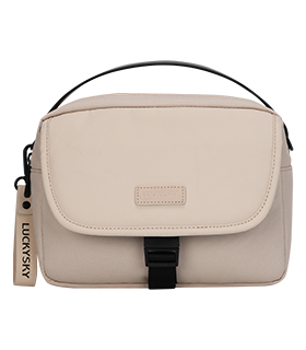 女朋友下边粉嫩粉嫩的